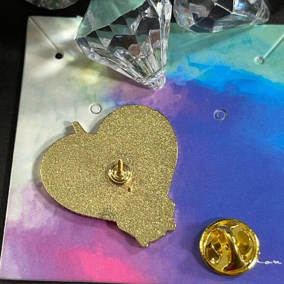 Cinderella Castle Lapel Pin Princess Heart Bow Brooch Badge Jewelry Accessories - Picture 4 of 10